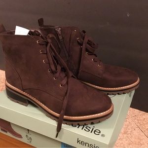 NEW Kensie Women's KASHA Suede Ankle Boots Brown Size 9.